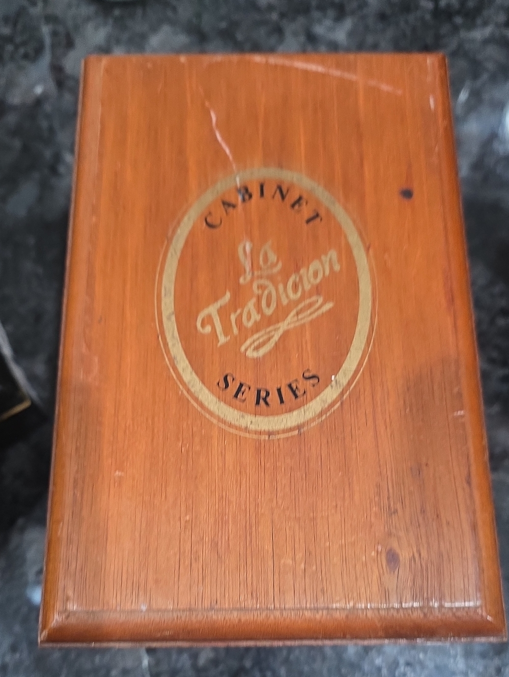Rare Hard To Find Tabacalera Perdomo Wooden Cigar Empty Box -